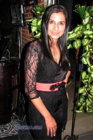 144557 - Monica Maria Age: 43 - Colombia