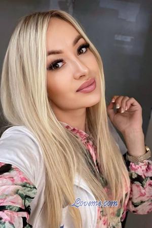 224252 - Svetlana Age: 35 - Ukraine