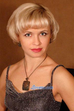 82851 - Svetlana Age: 38 - Russia